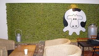 Le repas est dans le pré !