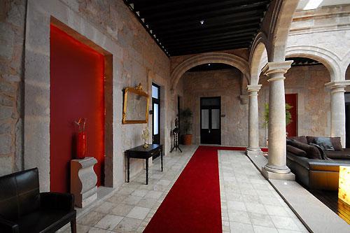 art-cantera-cloister