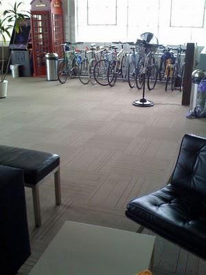 [Sondage] Twitter ou Facebook, Lequel préférez-vous ?