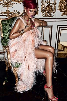Rihanna pics dans INTERVIEW MAG (déc)