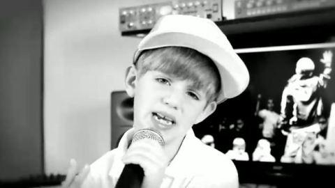 MattyBRaps ... Sa reprise de Pray de Justin Bieber