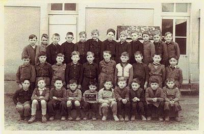 PHOTO de CLASSEécole publique garçonsannée scolaire 1952-...