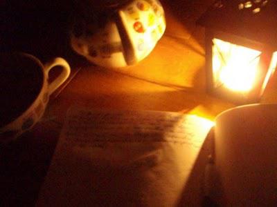 Un peu d'hiver dans le froid automnal: sencha, écriture et lumières