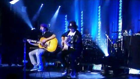 Justin Bieber ... Son live acoustique à la before des Grammy Awards 2011