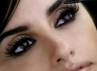 PRODUITS DE BEAUTÉ : JE JETTE OU JE GARDE ?