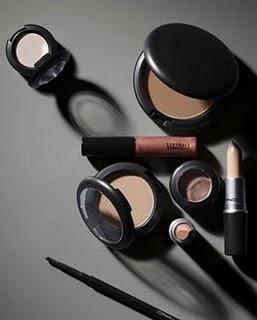 PRODUITS DE BEAUTÉ : JE JETTE OU JE GARDE ?