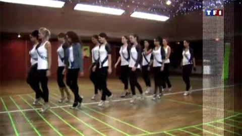 Miss France 2011 ... les filles sont en pleine répet' ... la preuve en vidéo