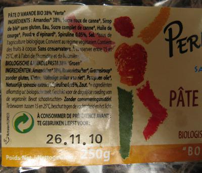 madeleines croquantes pâte d’amande / pistache pour un bento ! madeleines croquantes pâte d’amande / pistache pour un bento !