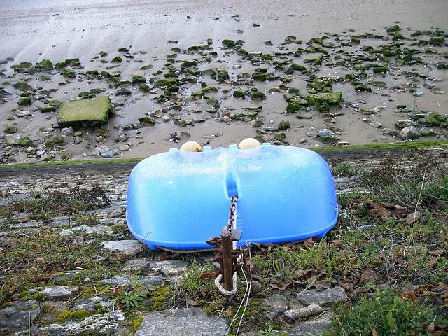 vendredi , l'actualité  qui rame avec des bulles dedans