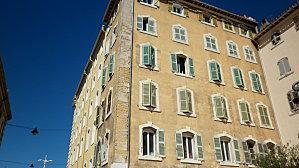 Marseille ville immeuble cneoZarrivants.com-icC-Marseille--49-.JPG