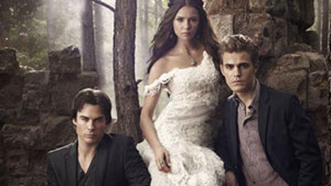 The Vampire Diaries saison 2 ... la relation Damon/Elena se précise