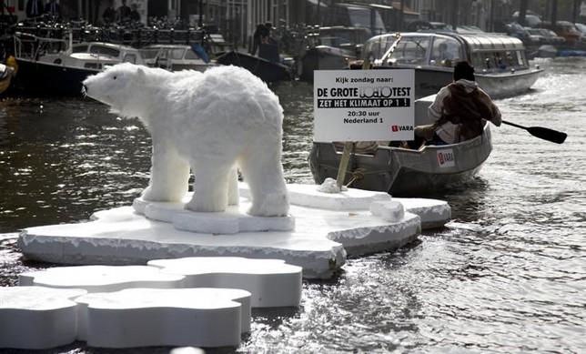 La pub du jour : Les Ours Polaires arrivent en Hollande [ONG]