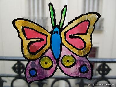 La peinture vitrail repositionnable