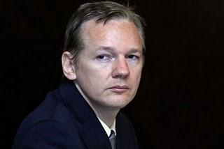 Accusations contre Julian Assange: une histoire de condom