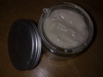 Masque capillaire régénérant pour démêler et favoriser la pousse des cheveux, Raisin/Mangue/Ricin/Sapote