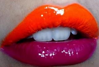Pop art make-up - Shinning and glossy Lips