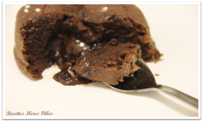La recette : Fondants au chocolat (que certains appellent Moelleux au chocolat mais ne vous y trompez pas ! à l’intérieur c’est bien fondant…)