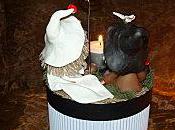 boite ronde avec jeune mariés