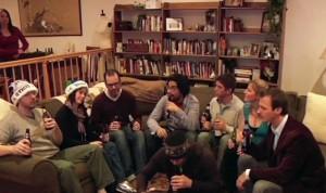 chants de Noël avec des bouteilles de bière
