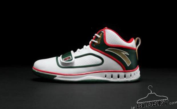 Anta-KG-1-Christmas-1