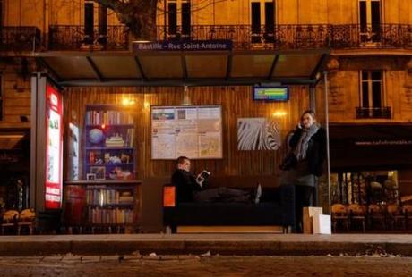 16 ikea abribus 01 500x337 Ikea améliore votre quotidien, même dans les abribus de Paris