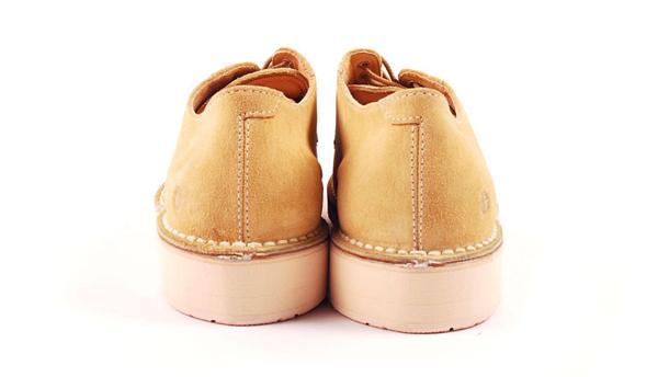CAUSE – F/W 2010 – POSTMAN SHOE – BEIGE