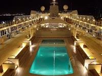 Pendant ce temps ici-bas...