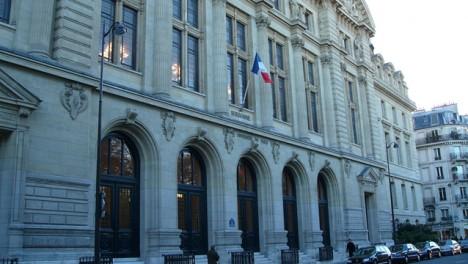 http://static.mcetv.fr/img/2010/12/sorbonne-outside-02-468x264.jpg