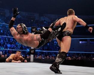 Le Luchador de Smackdown Rey Mysterio affrontera le Champion de la WWE The Miz à TLC 2010