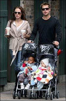 Mais comment font Angelina et Brad ????