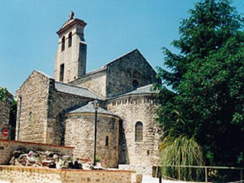 Abbaye de Saint-André de Sorède, aux pieds des Albères.
