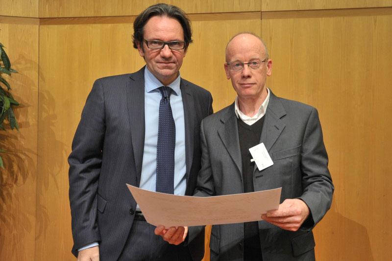 Remise du diplôme Label du Patrimoine Vivant à Yves Guyot