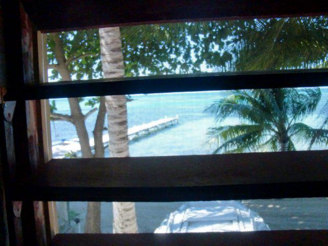 VILMO IN BELIZE – GONZO FISHING SUCKS