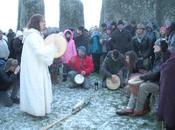 Célébrez Solstice d’Hiver Stonehenge (Wiltshire) avec druides