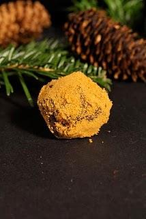 2 truffes au choix , laquelle preferez vous pour Noël ?
