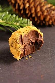 2 truffes au choix , laquelle preferez vous pour Noël ?