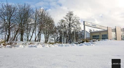 Il neige sur la ville