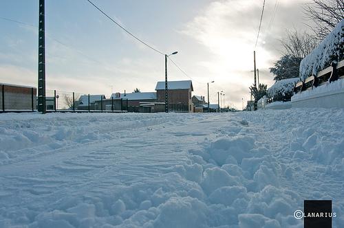 Il neige sur la ville