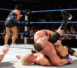 John Cena remporte ce nouveau combat face à Dolph Ziggler et Vickie Guerrero