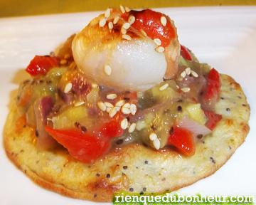 mini-blinis-saumon-pavot-salsa-kiwis