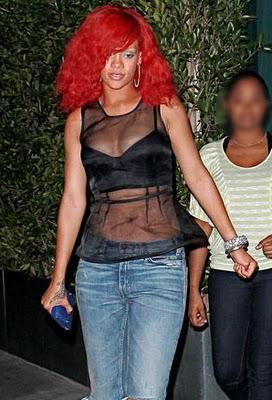 BEAUTE BUZZ : RIHANNA RED HAIR/ CHEVEUX ROUGE (COLORATION)