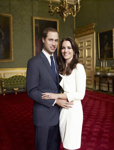 La photo officielle du couple princier d'Angleterre (c) Mario Testino / Palais St James