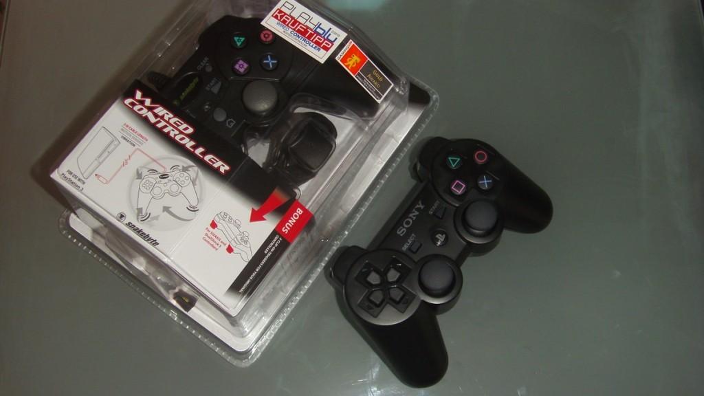 wired ps3 controller oosgame weebeetroc04 1024x576 [arrivage] Wired PS3 Controller de Snakebyte