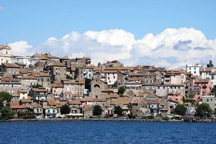 Photo (c) AngMoKio