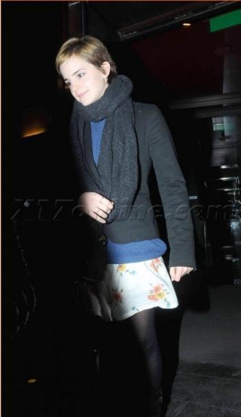 Emma Watson à Londres pour Noël Emma Watson à Londres pour Noël