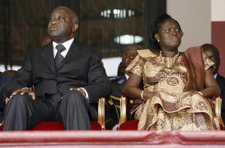 Laurent et Simone Gbagbo, lors d'une cérémonie commémorative au stade Félix-Houphouët-Boigny à Abidjan (Côte d’Ivoire), le 1er avril 2009.