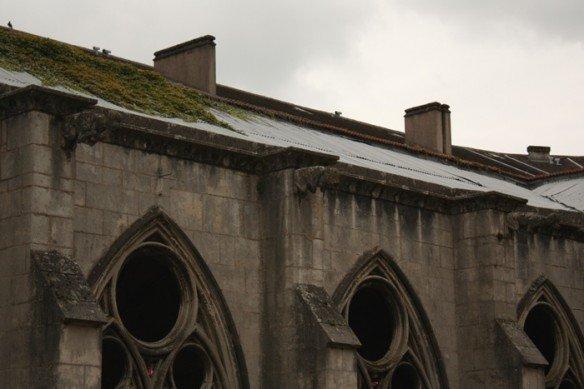 Toît de l'aile sud du Cloître de la Cathédrale de Toul
