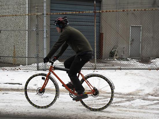 Chaînes à neige vélo
