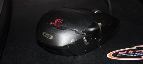 problème Logitech G9