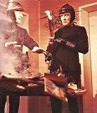 Les flics dans la chambre en cité U de ma soeur, sans vergogne